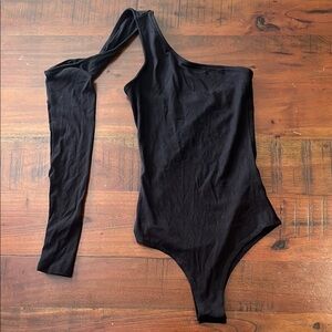 Black One-Shoulder Bodysuit